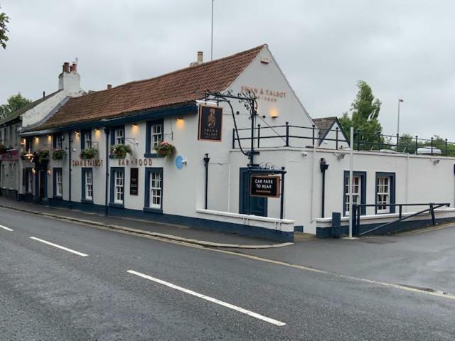 Swan & Talbot Inn Wetherby Exterior foto